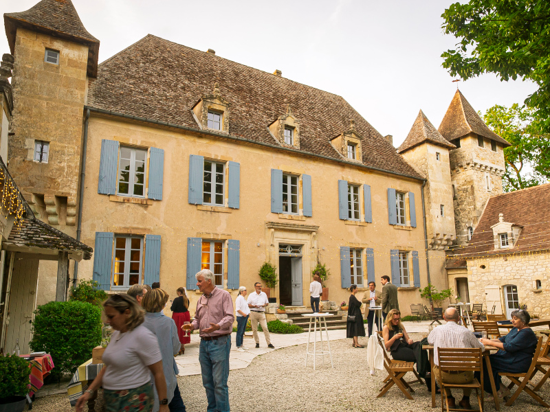 An Evening at Château Ladausse – Beaux Villages Prestige Hosts Its First Vernissage